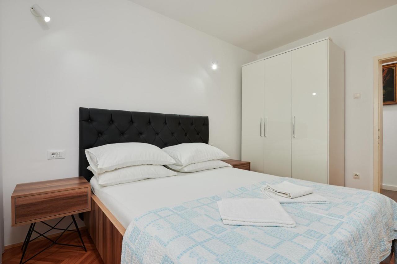 Apartmants Biocic Трогир Екстериор снимка