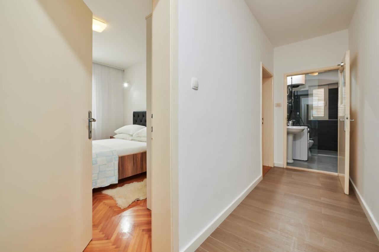 Apartmants Biocic Трогир Екстериор снимка