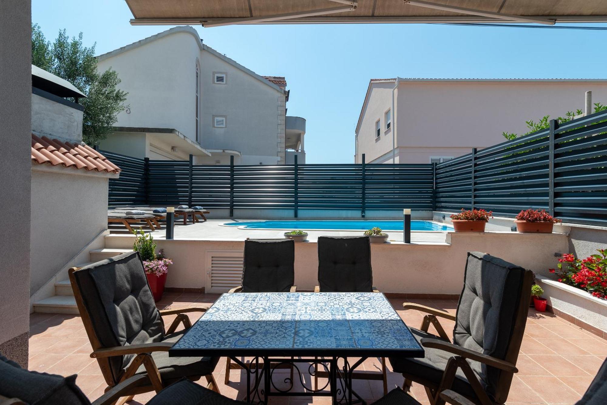 Apartmants Biocic Трогир Екстериор снимка
