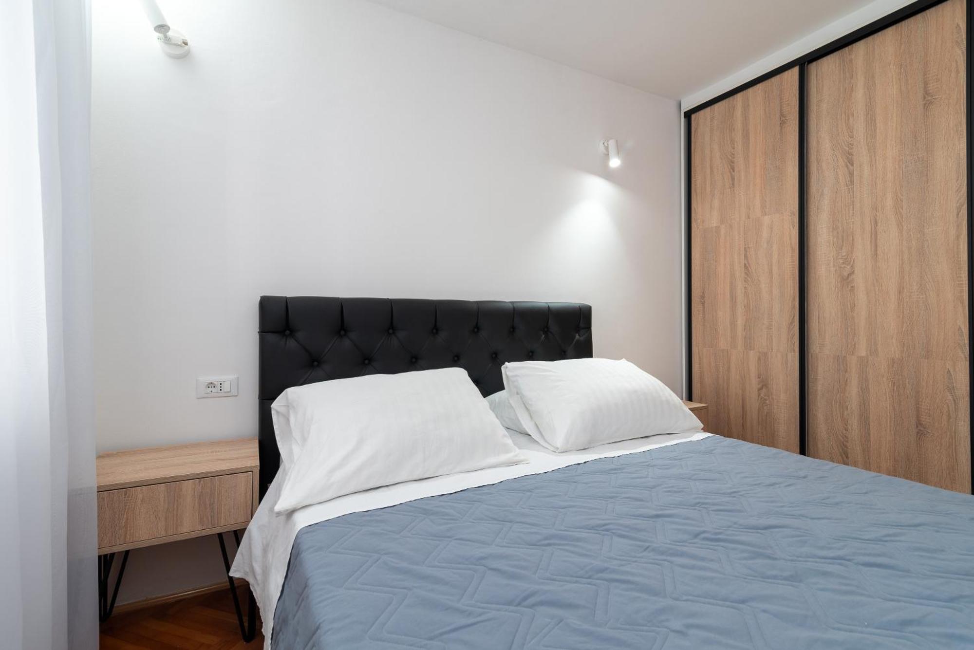 Apartmants Biocic Трогир Екстериор снимка
